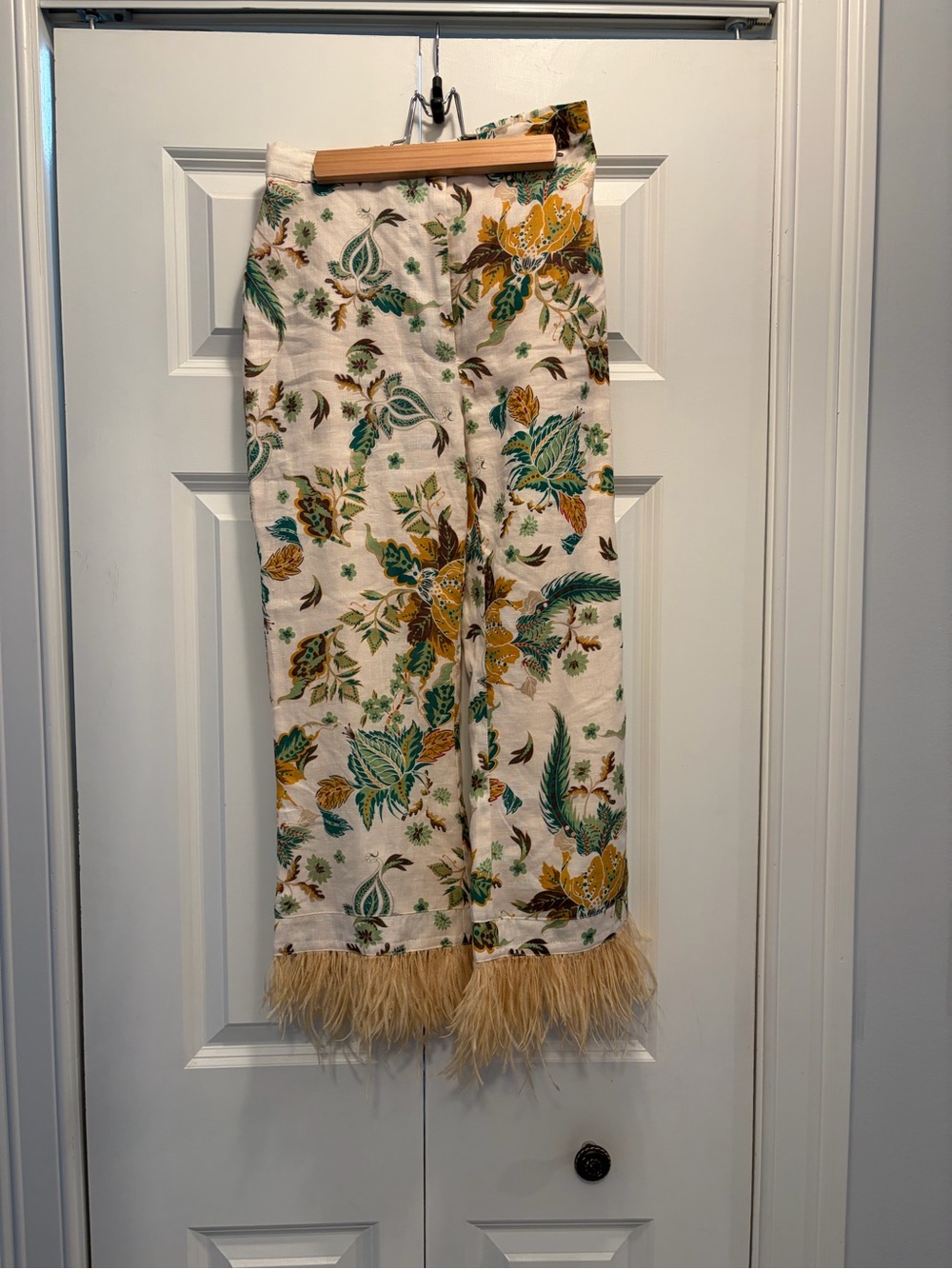 ANTONIO MELANI 100% Linen pants with feather bottoms